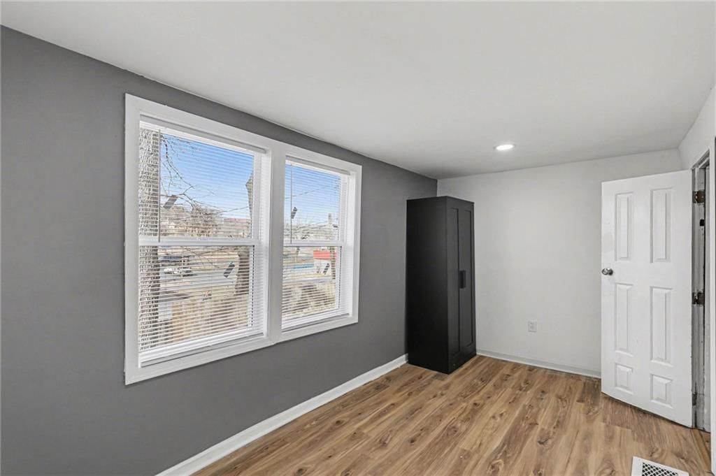 3028 Drury Avenue — photo 20