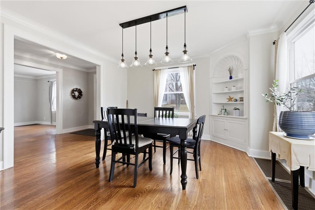 408 W 60TH Terrace — photo 8