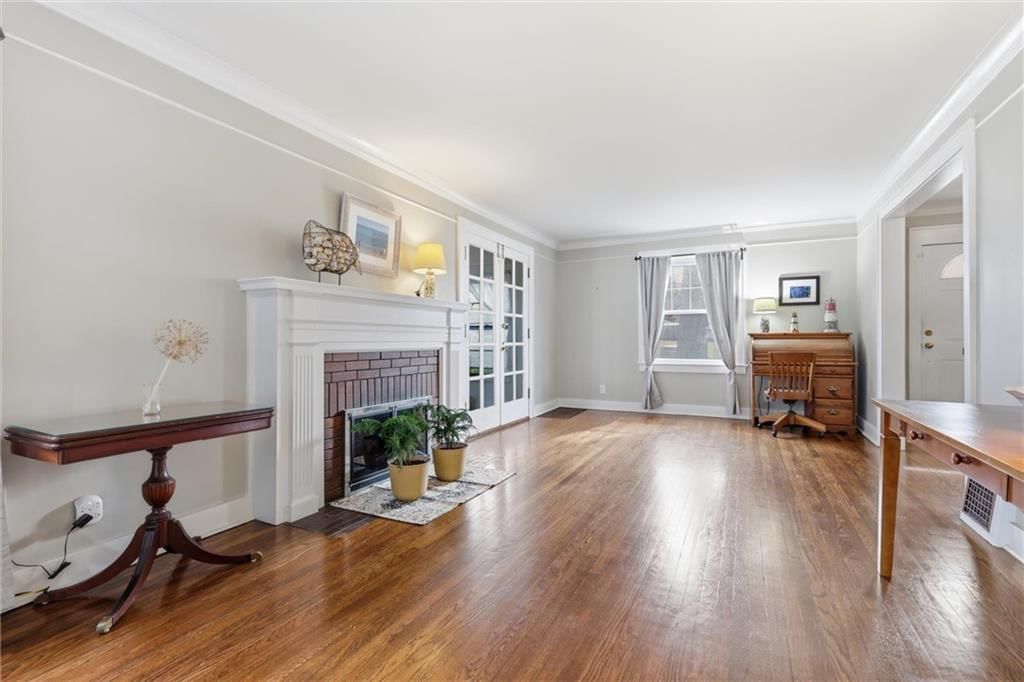 408 W 60TH Terrace — photo 10