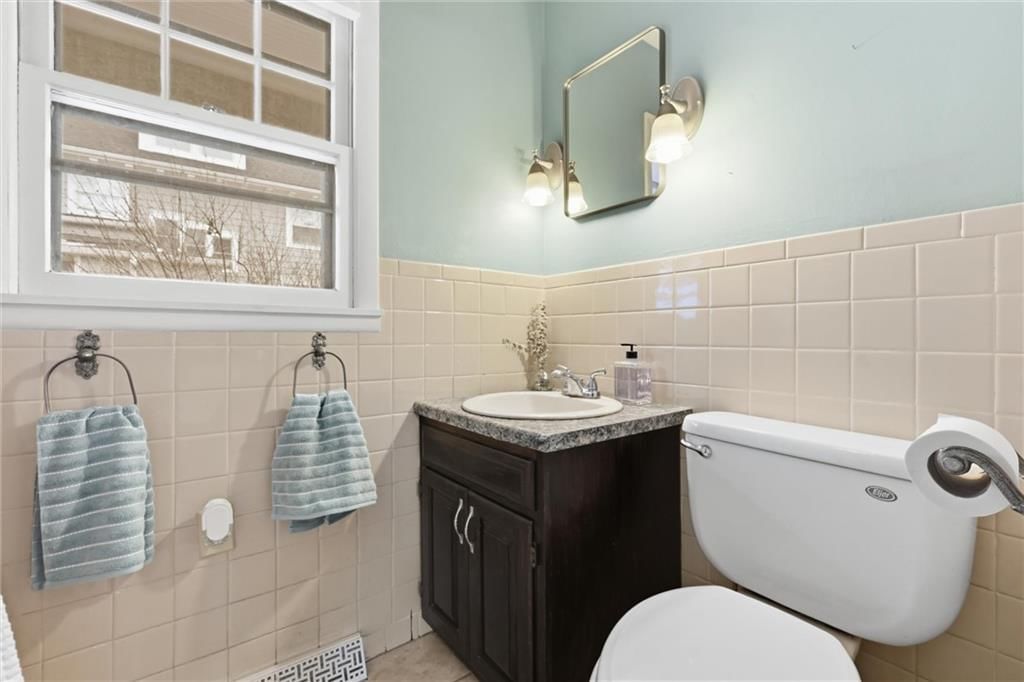 408 W 60TH Terrace — photo 21