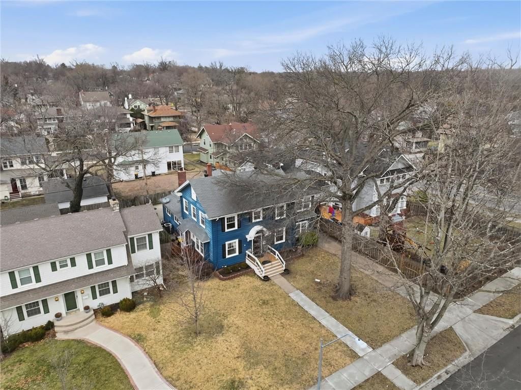 408 W 60TH Terrace — photo 45