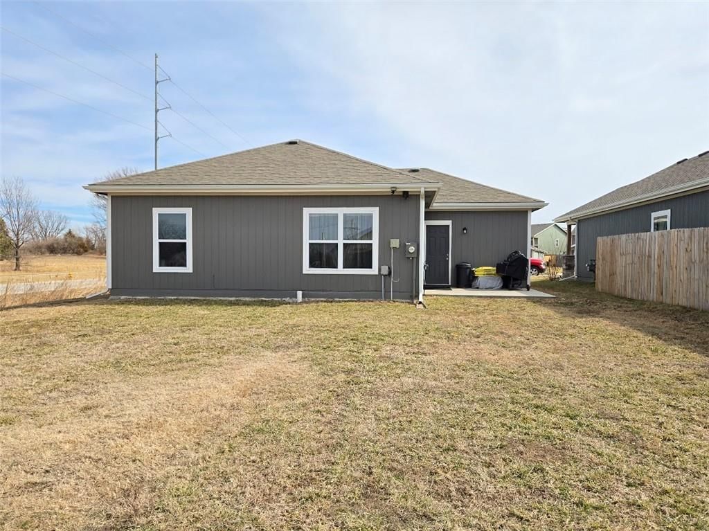 1702 Elderberry Lane — photo 4