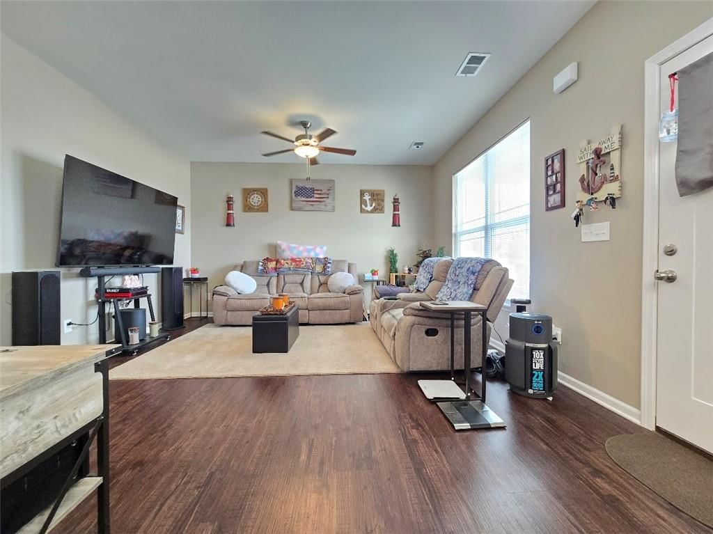 1702 Elderberry Lane — photo 6
