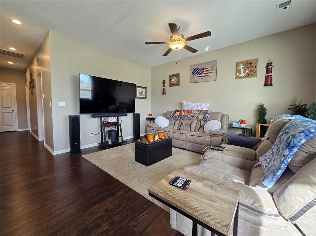 1702 Elderberry Lane — photo 7