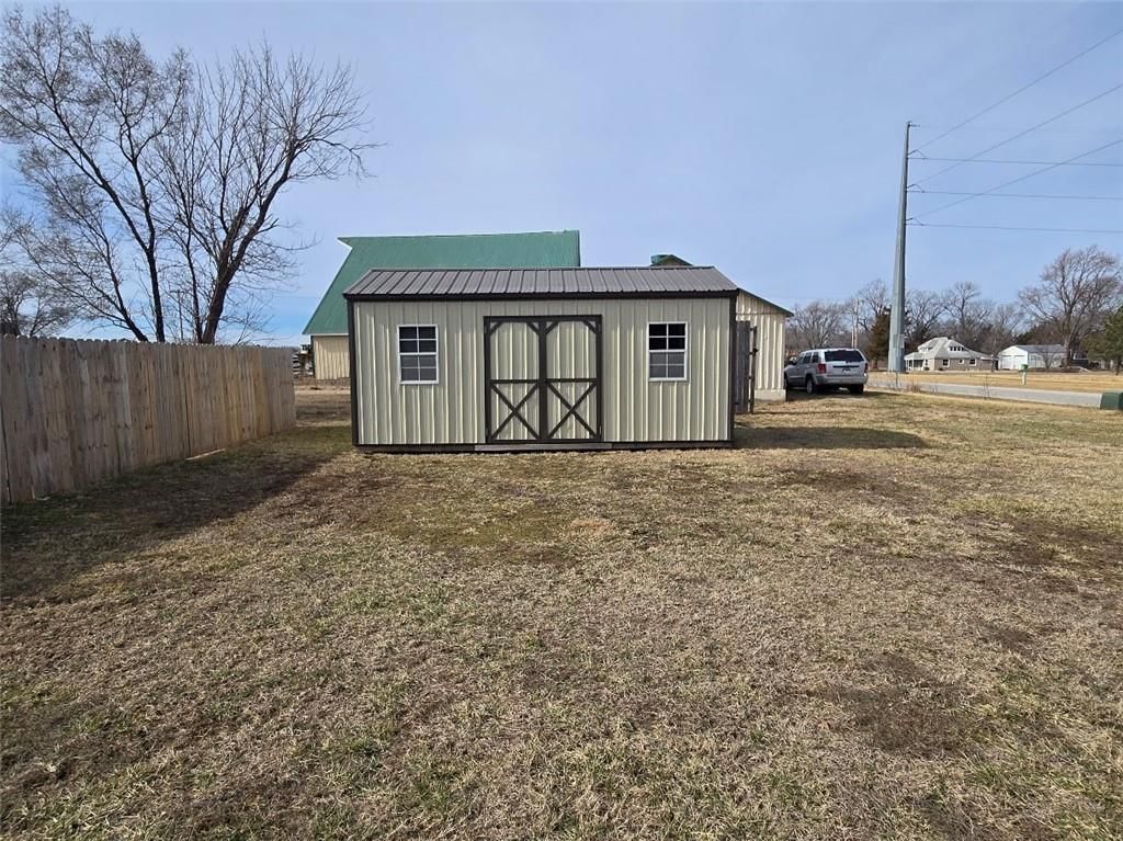 1702 Elderberry Lane — photo 33