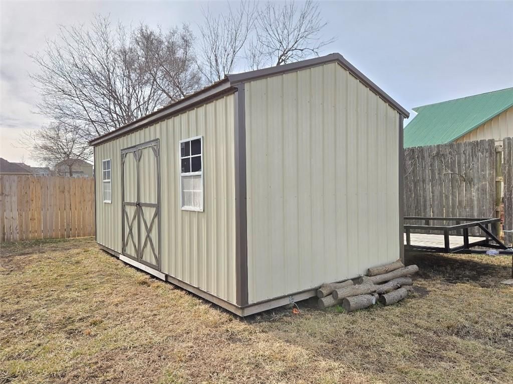 1702 Elderberry Lane — photo 35