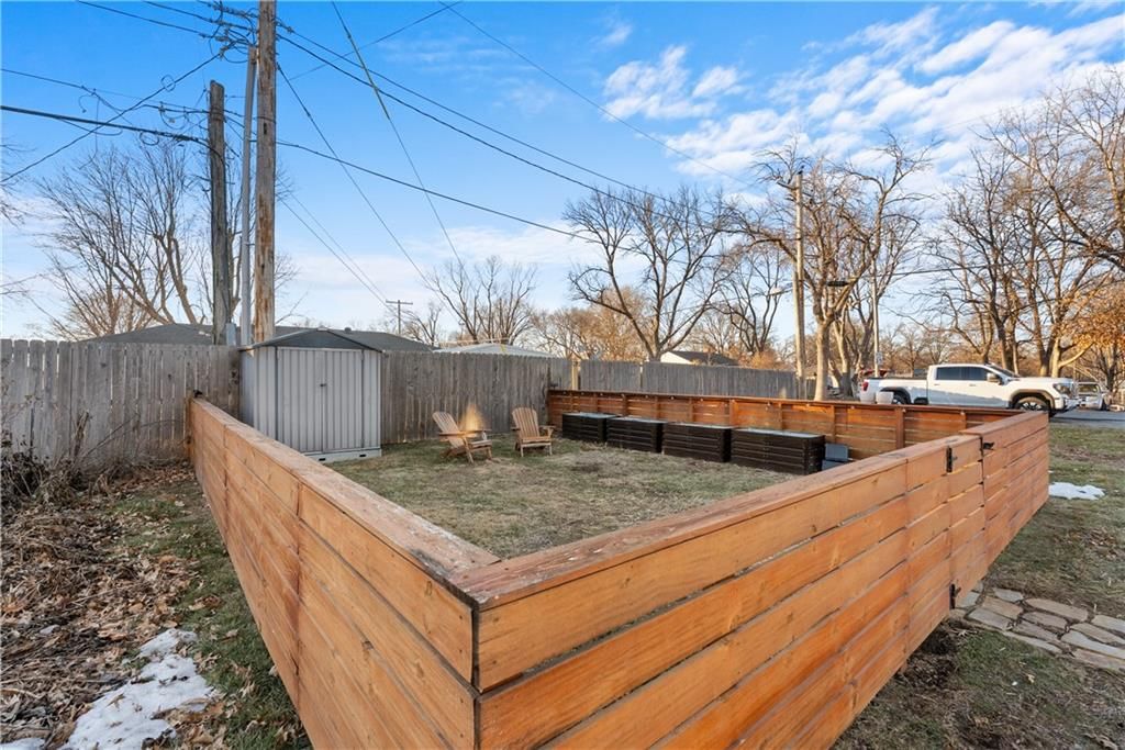521 SW 15th Street — photo 36