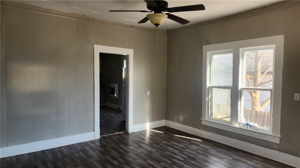 205 W Corrine Street — photo 2