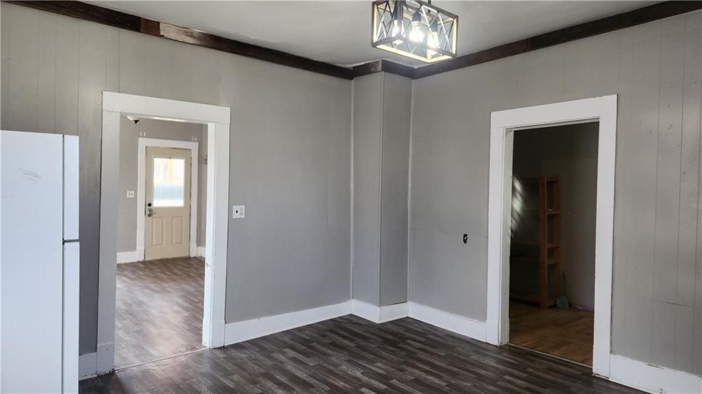 205 W Corrine Street — photo 8