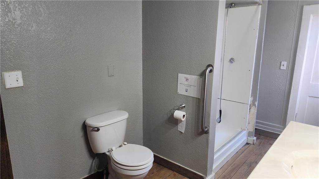 205 W Corrine Street — photo 13