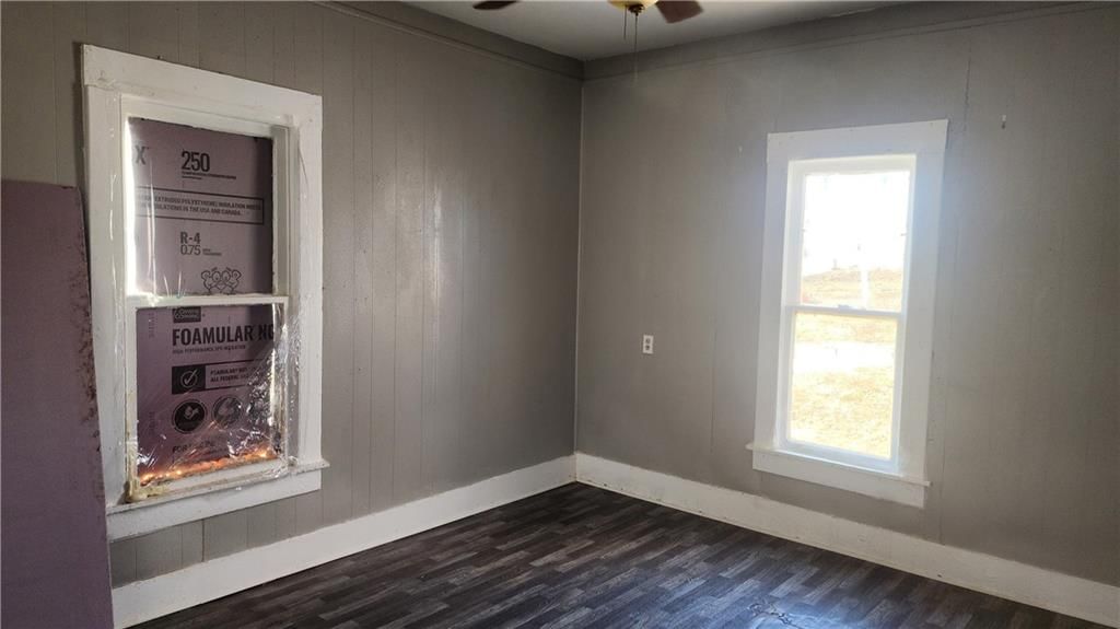 205 W Corrine Street — photo 15