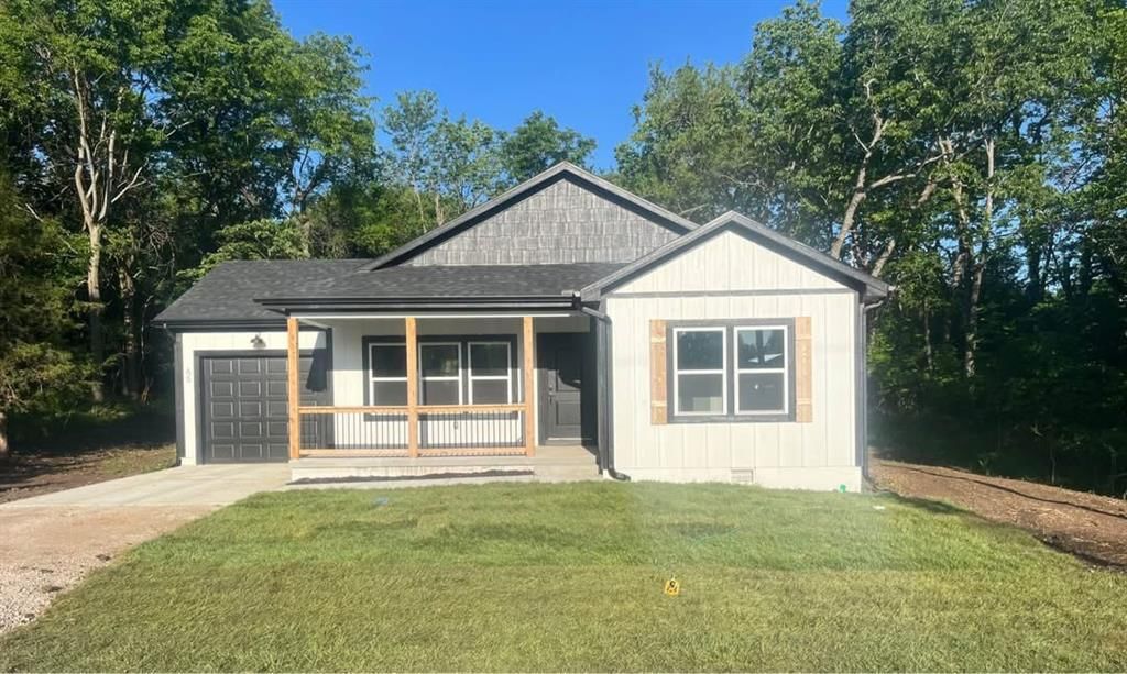 65 Rose Marie Drive — photo 2
