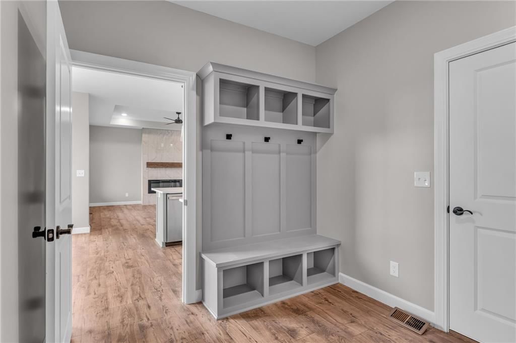 406 Glenn Court — photo 16