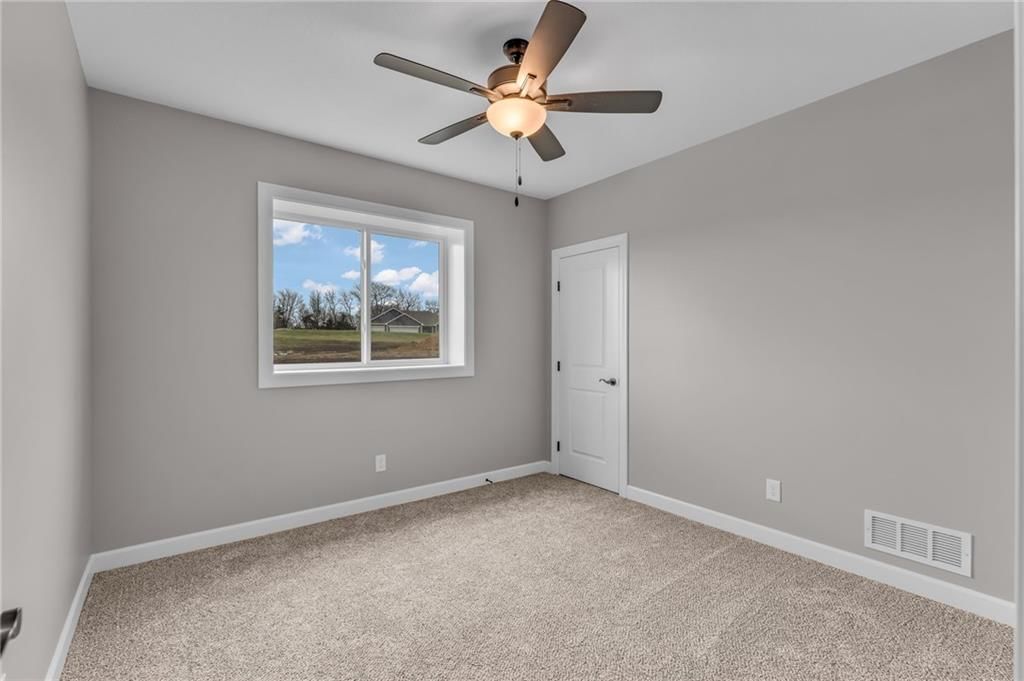 406 Glenn Court — photo 33