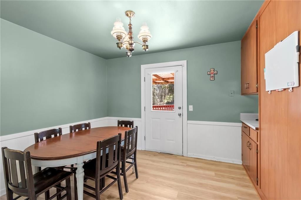 807 NE 60th Terrace — photo 9