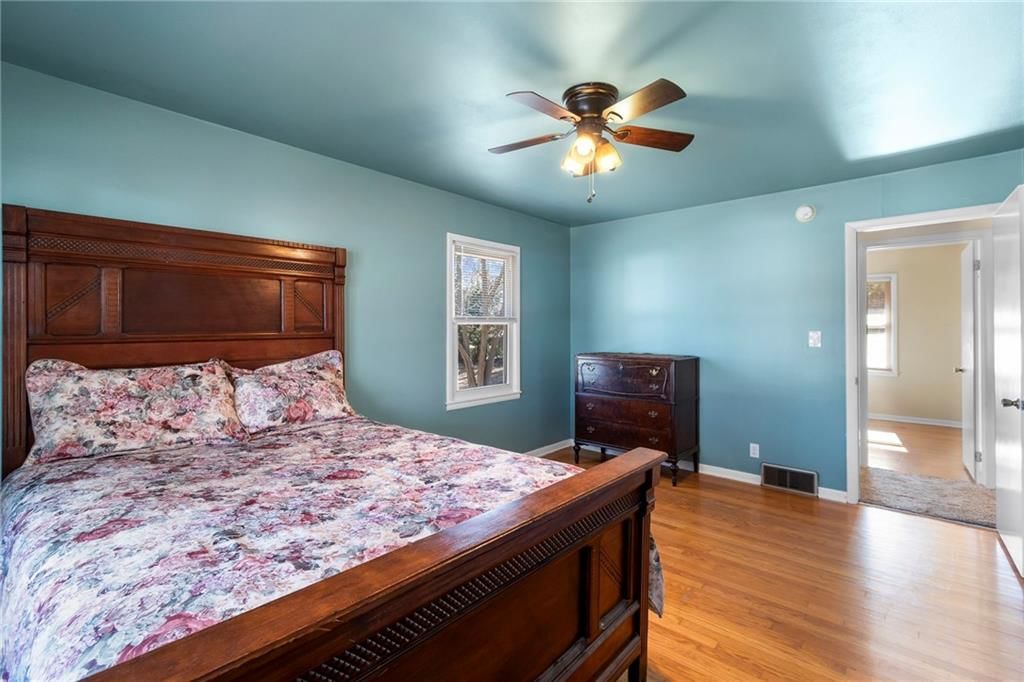 807 NE 60th Terrace — photo 11