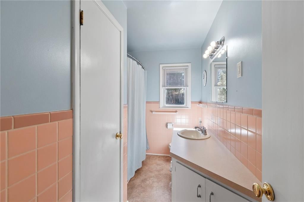 807 NE 60th Terrace — photo 15