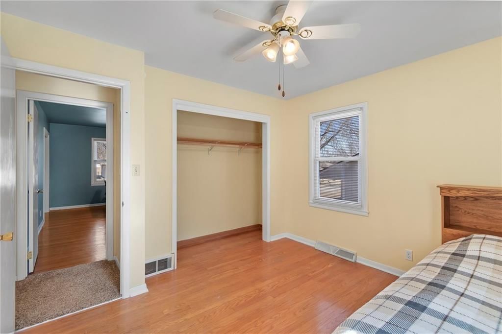807 NE 60th Terrace — photo 17