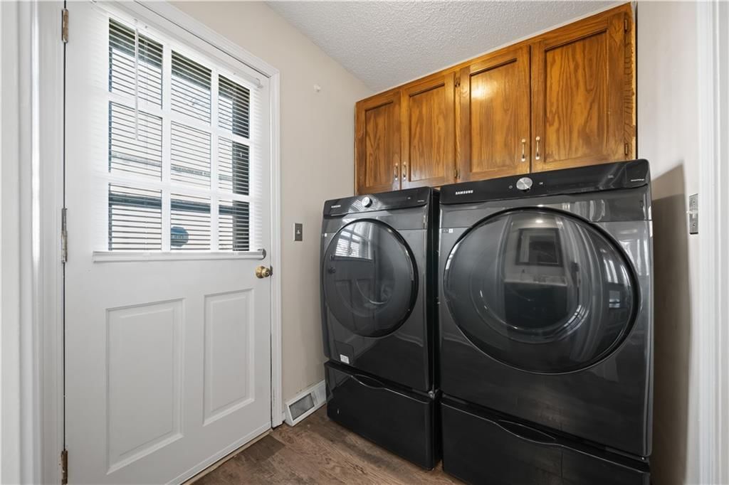 7006 Long Avenue — photo 13