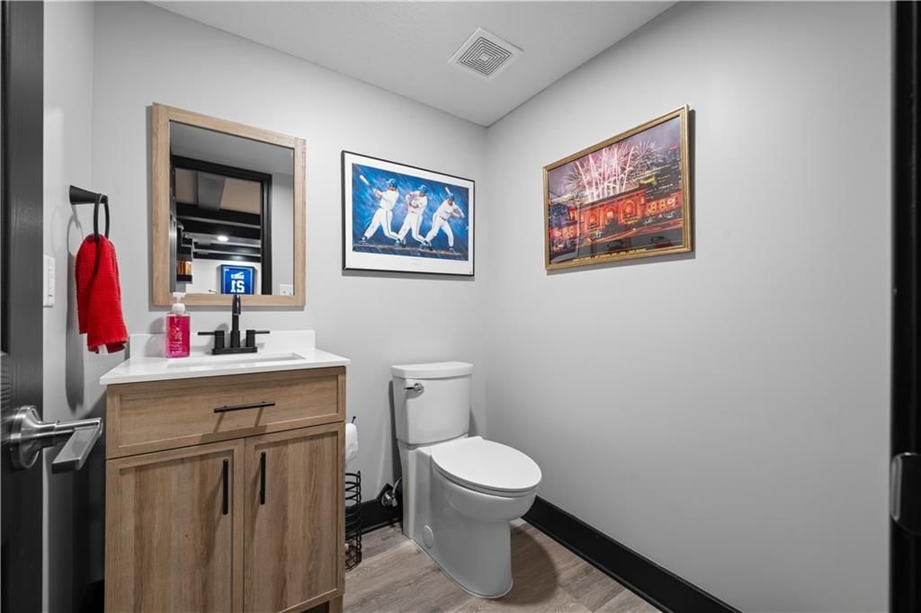7006 Long Avenue — photo 33