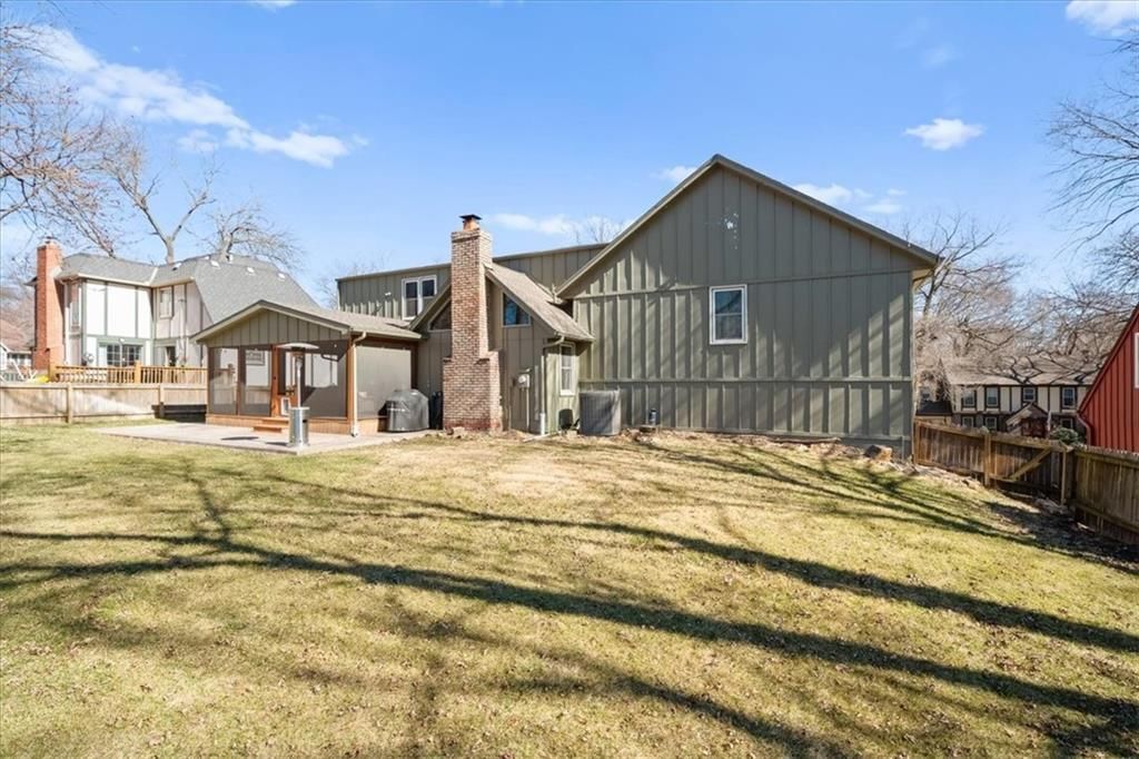 7006 Long Avenue — photo 39