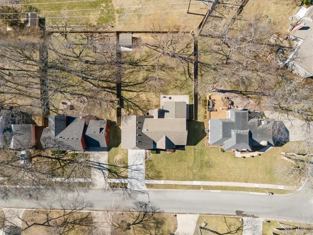 7006 Long Avenue — photo 41