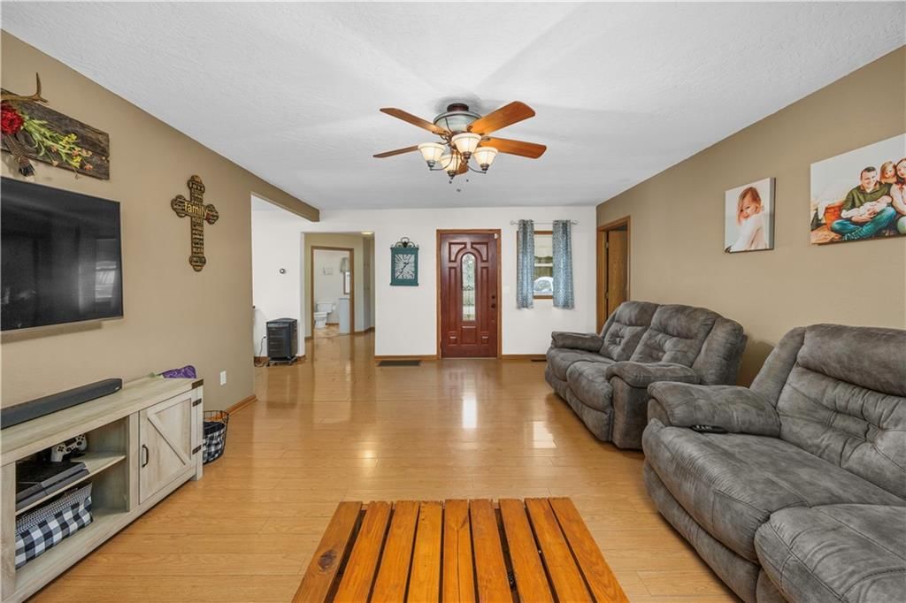 302 Spruce Street — photo 6