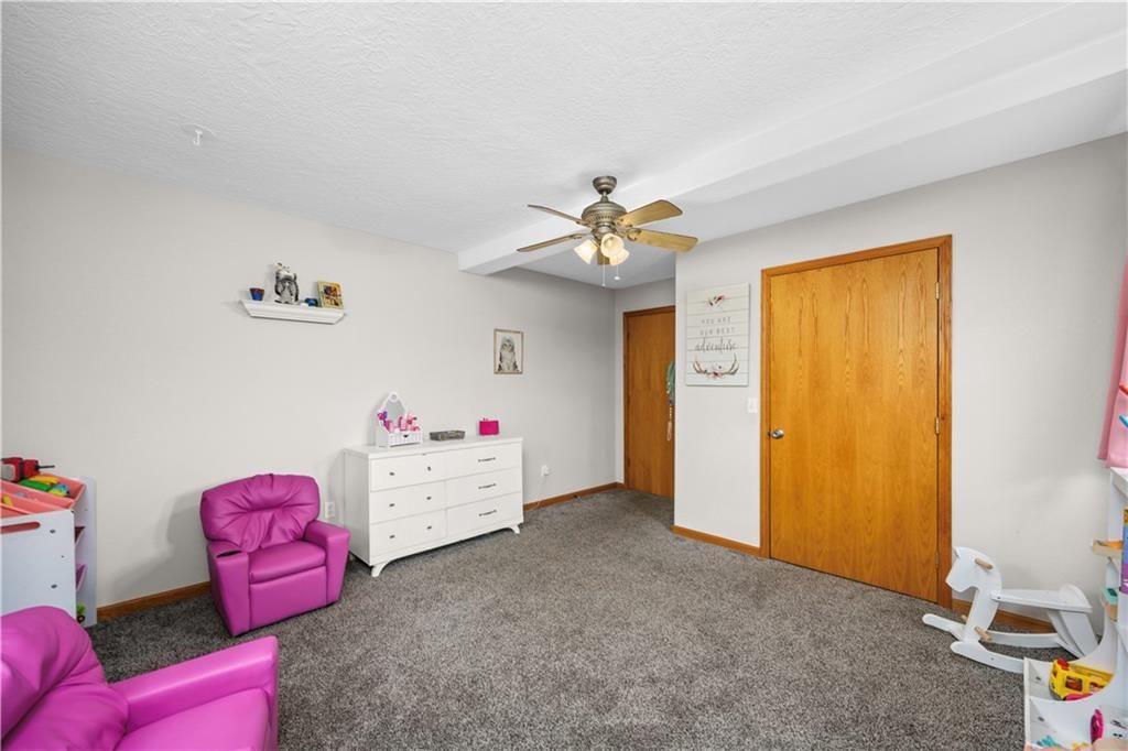 302 Spruce Street — photo 19