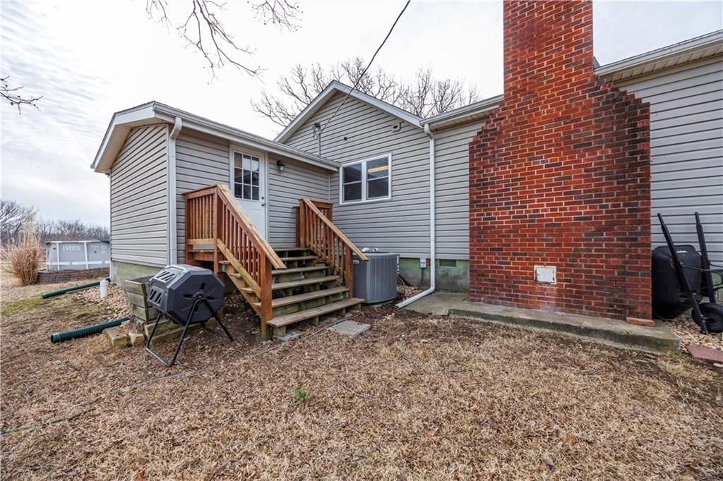 302 Spruce Street — photo 34