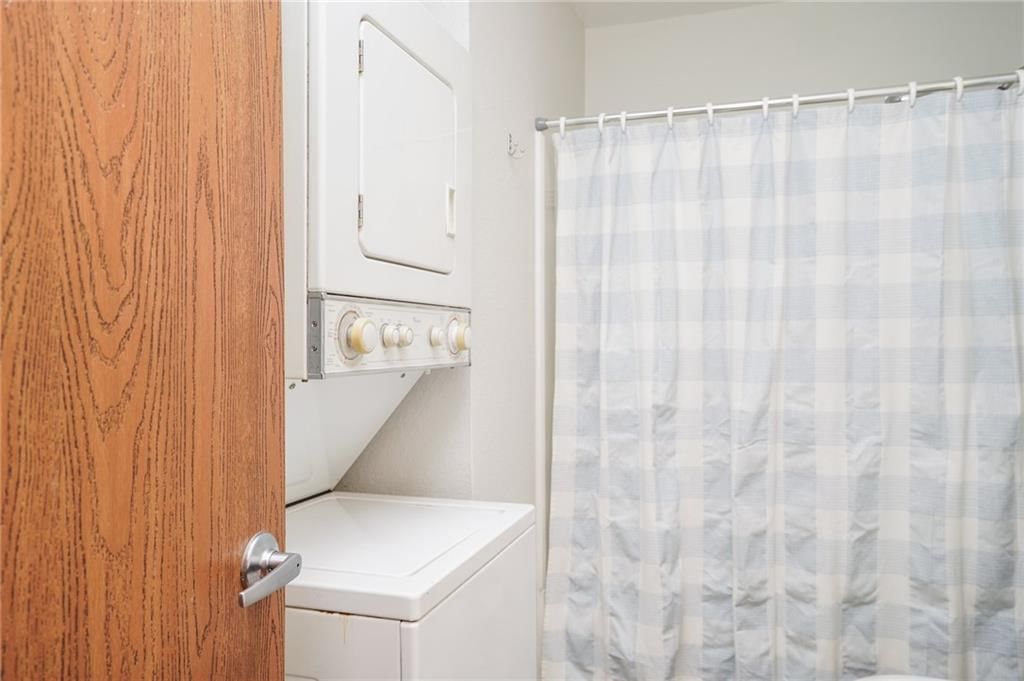 1505 W 25th Court — photo 11