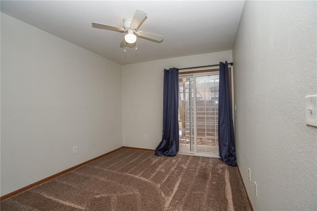 1505 W 25th Court — photo 14