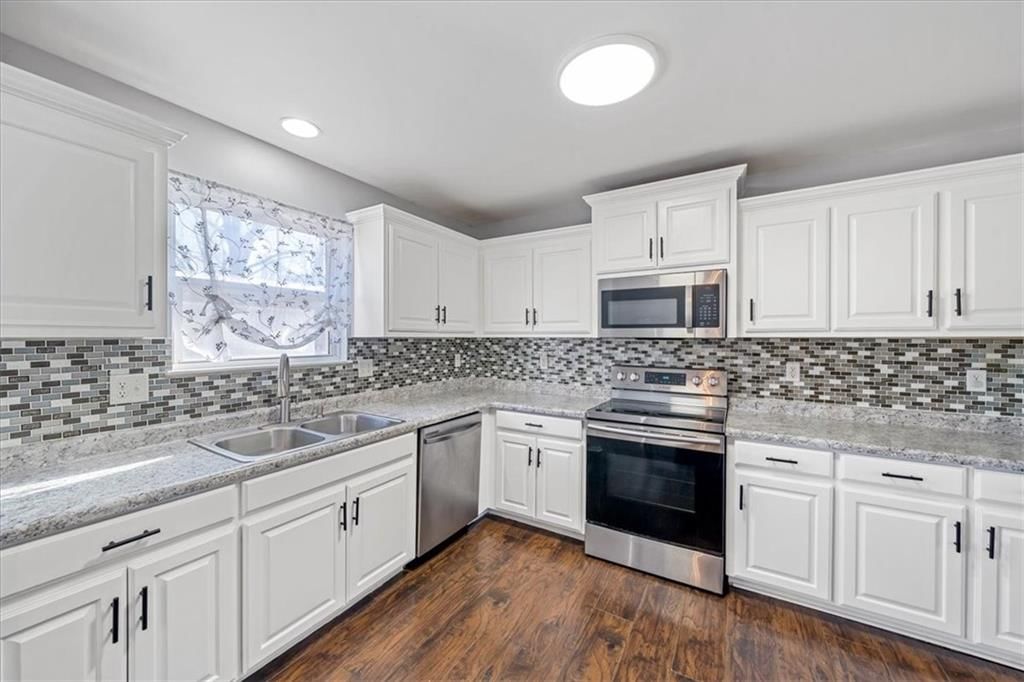 1216 N Parkway Drive — photo 9