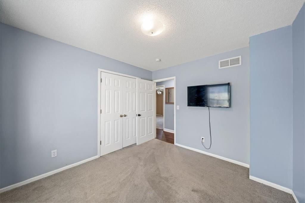 1216 N Parkway Drive — photo 16