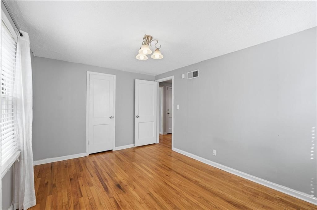 4514 W 72nd Street — photo 16