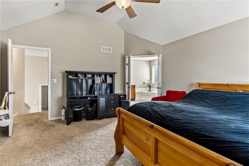 10201 N Willow Avenue — photo 15