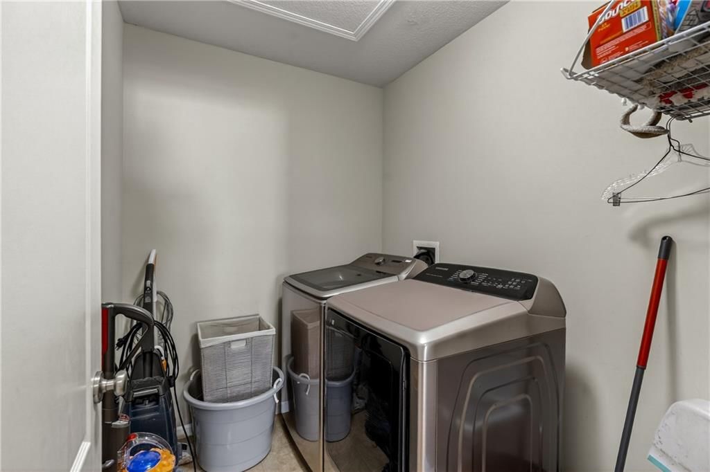 10201 N Willow Avenue — photo 25
