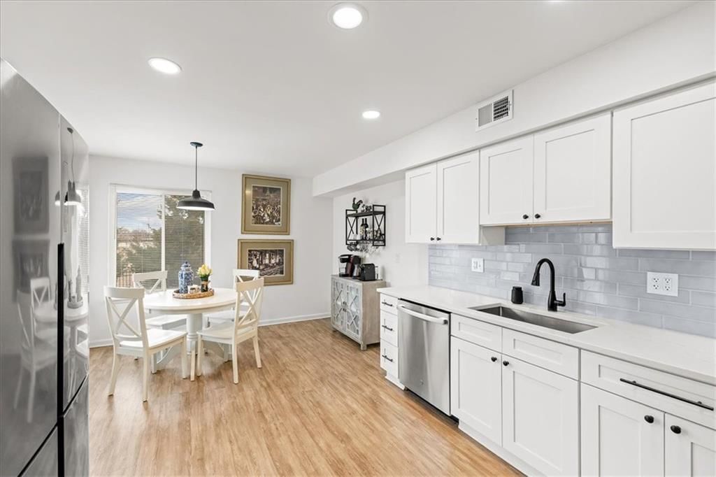 10710 W 115th Street — photo 12