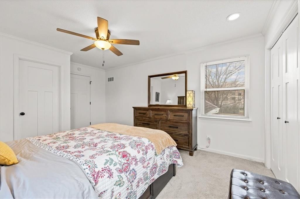 10710 W 115th Street — photo 17