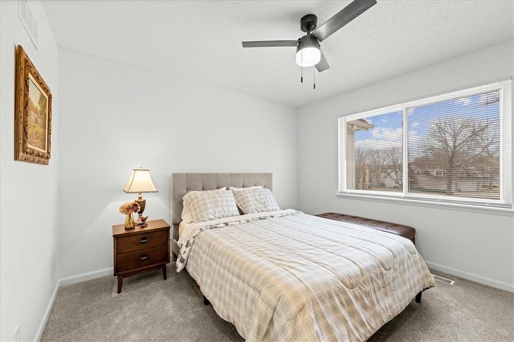 10710 W 115th Street — photo 21