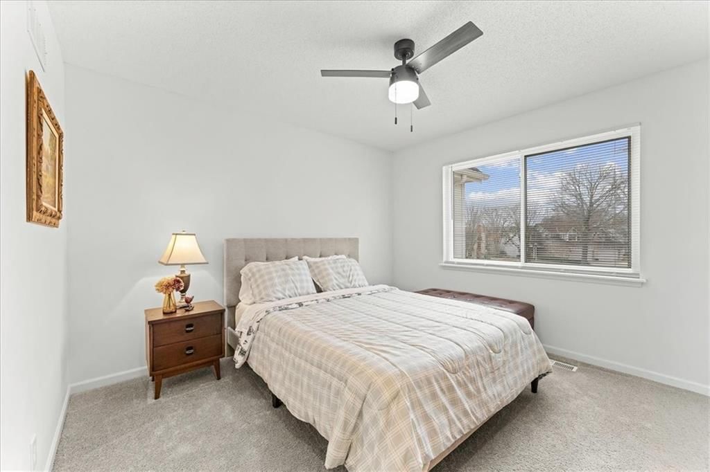 10710 W 115th Street — photo 22