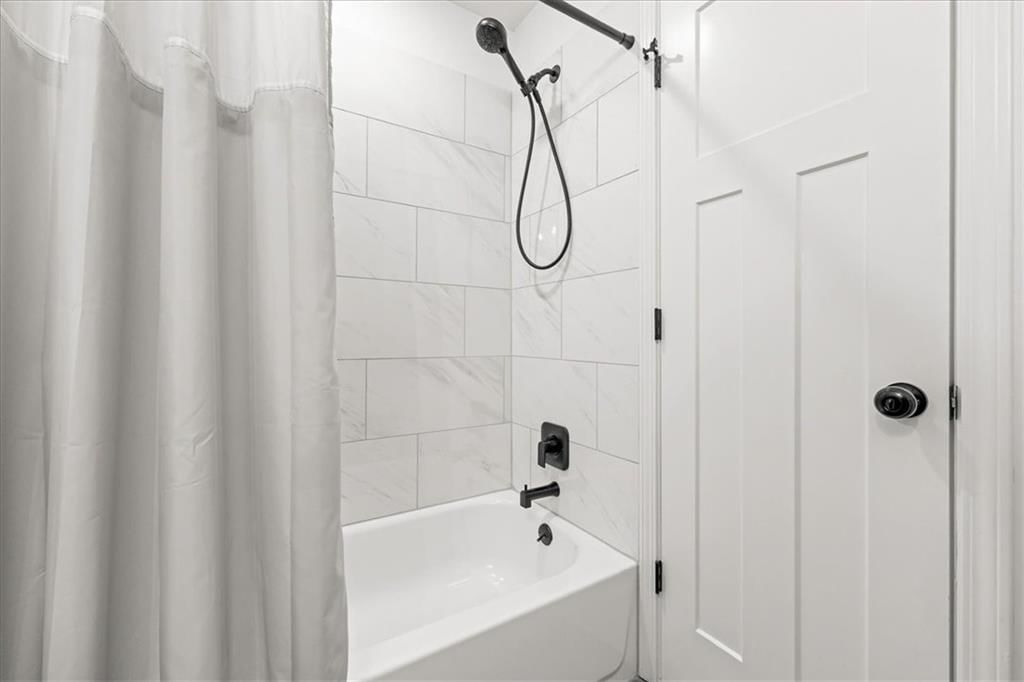 10710 W 115th Street — photo 24