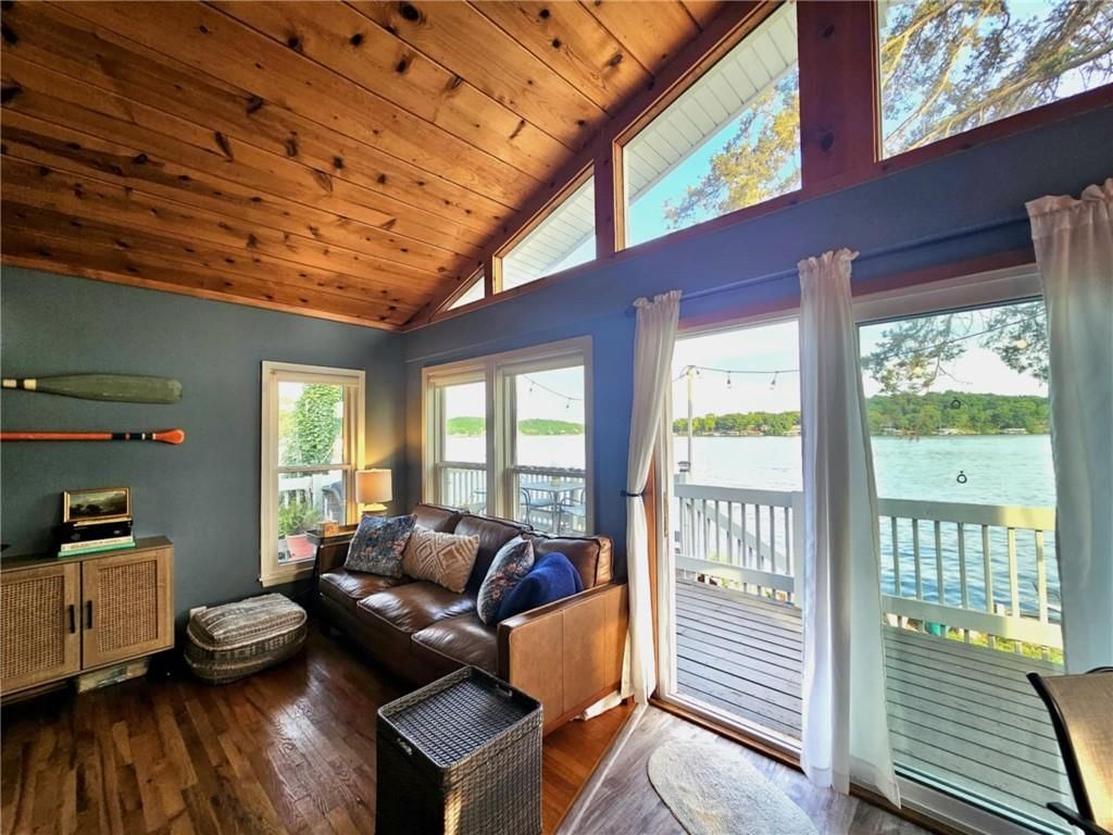 28509 PlaymorBeach Road — photo 3