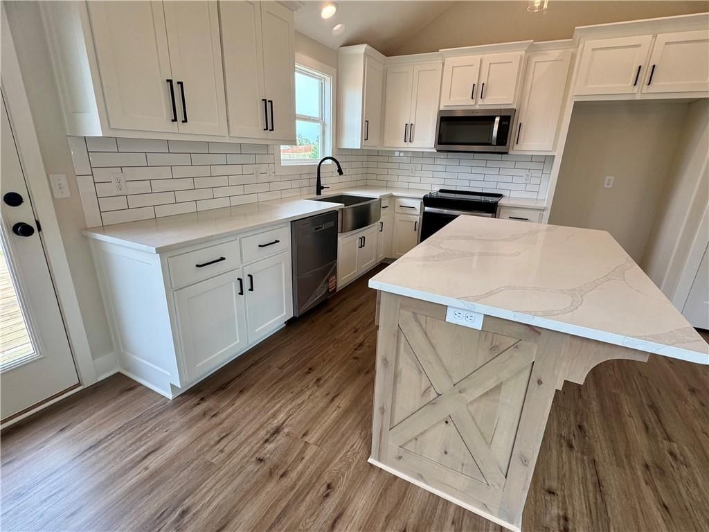 15611 Sheridan Court — photo 15