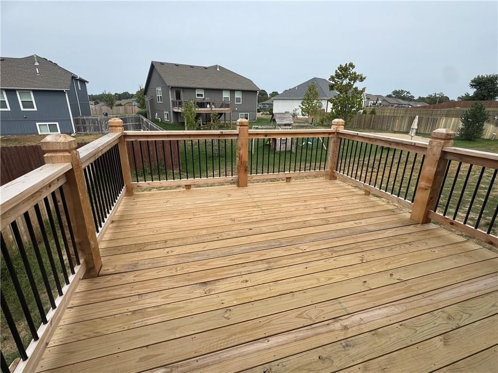 15611 Sheridan Court — photo 27