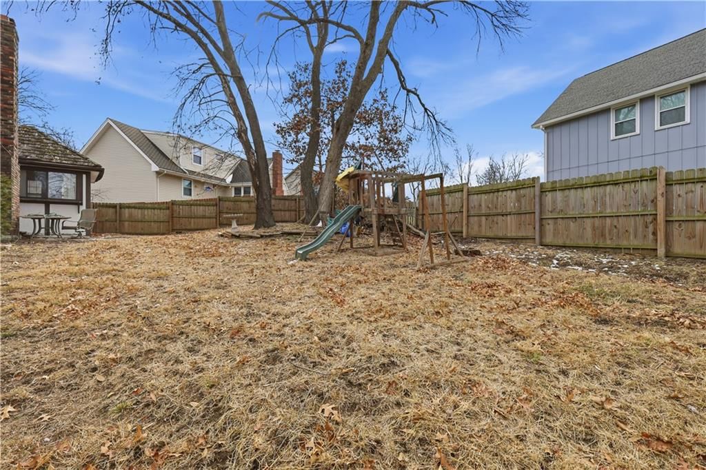 7922 N Northwood Road — photo 36