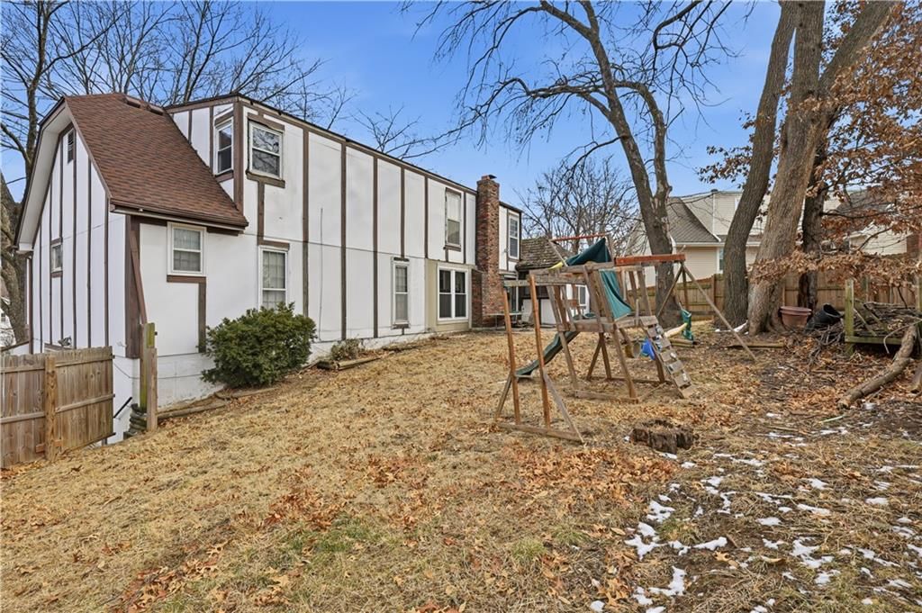 7922 N Northwood Road — photo 37