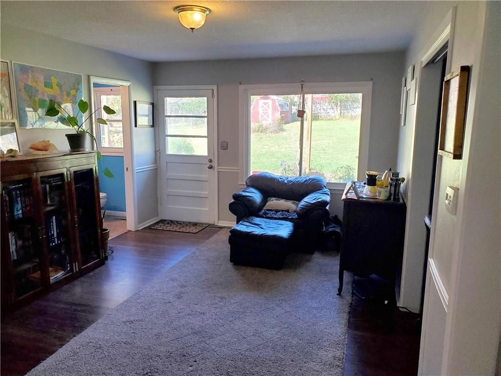 607 Christopher Street — photo 4