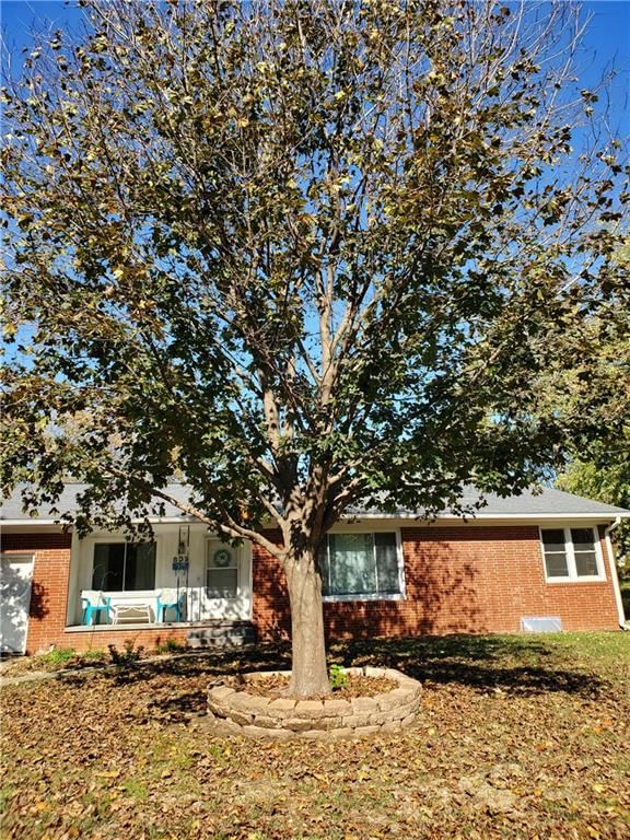 607 Christopher Street — photo 19