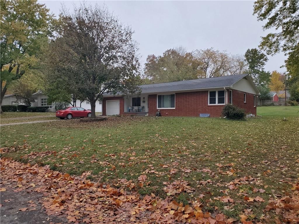 607 Christopher Street — photo 29