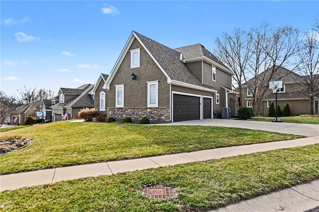 12312 Gillette Street — photo 3
